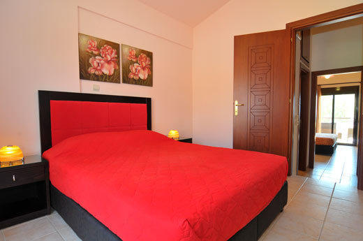Golden Sunrise Apartments Chrysi Ammoudia Quarto foto