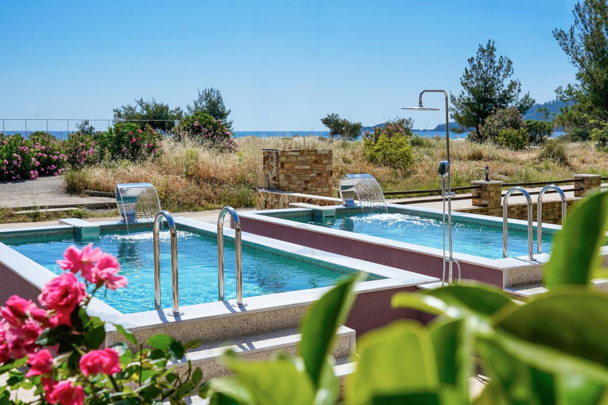 Golden Sunrise Apartments Chrysi Ammoudia Exterior foto